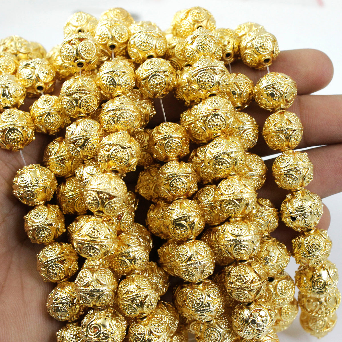 Gold beads for jewelry making, by kouklascloset