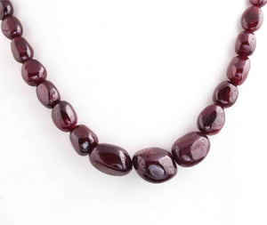 640 Ct. 1 Strand Of Genuine Garnet Necklace - Smooth Oval Beads - Rare & Natural Garnet Necklace - Stunning Elegant Necklace - BRU161 - Tucson Beads