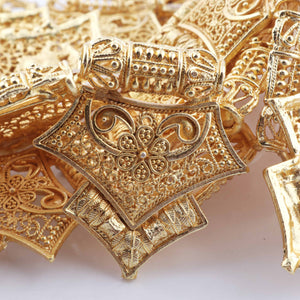 5 Pcs Designer Copper Casting Fancy Charm Pendant  - 24k Gold Plated  - Copper Fancy With Filigree Design Charm Pendant 38mmx34mm GPC896 - Tucson Beads